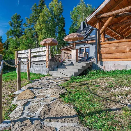 Lesne Zacisze Holiday home *